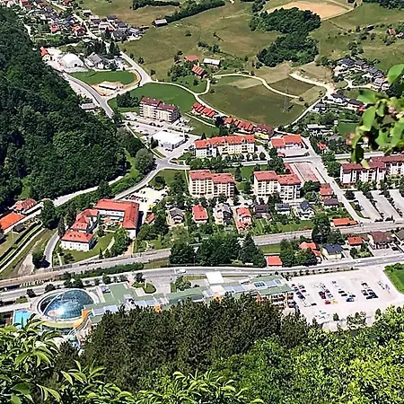 Seasons Lasko Rimske Toplice