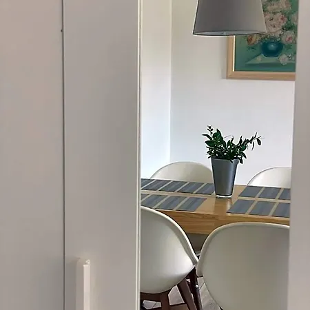 Seasons Lasko Hotel